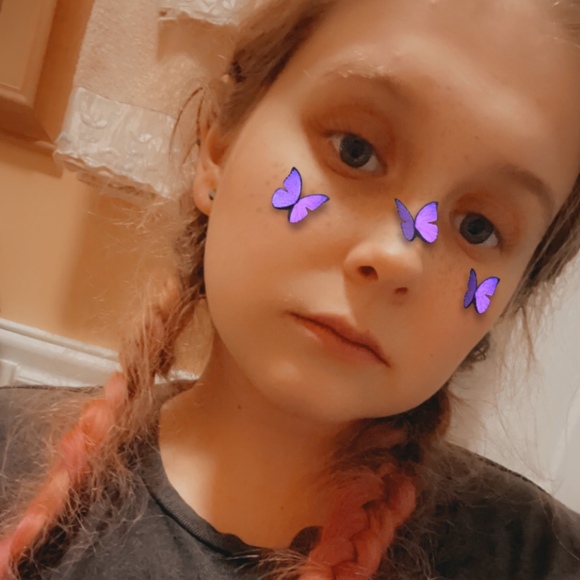 Meet your Posher, Erica - Picture 1 of 1